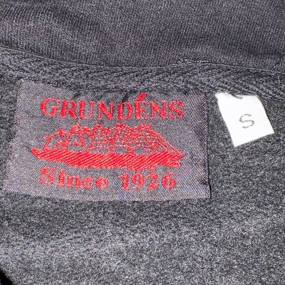 Grundens Eat Crab Eat Lobster Hoodie Size Small - Picture 7 of 7